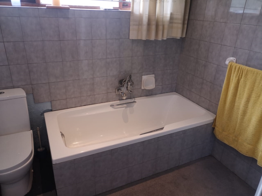 3 Bedroom Property for Sale in Manor Heights Eastern Cape